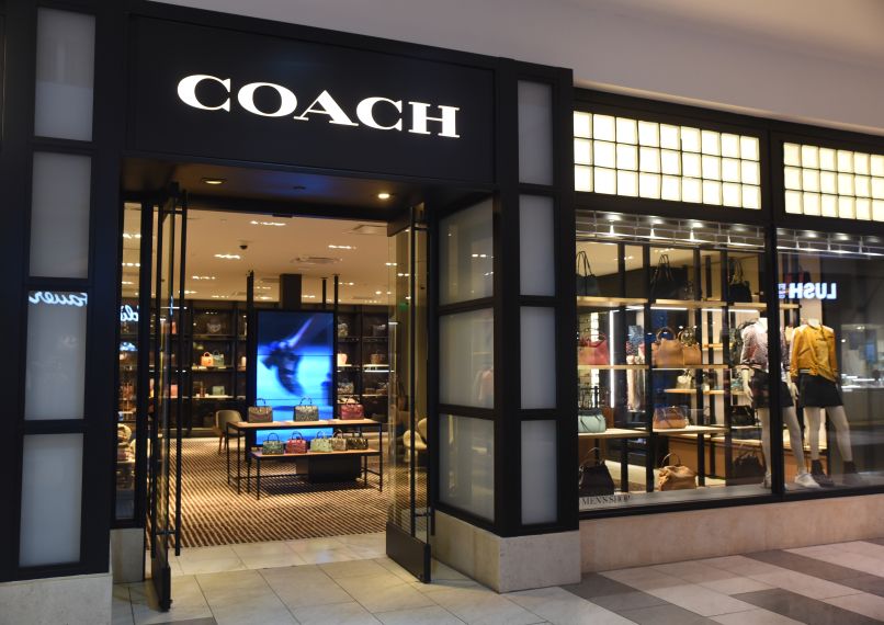 تاریخچه و معرفی برند کواچ: آموزش خرید مستقیم - تاریخچه و راهنمای خرید برند کواچ، یکی از برندهای معروف و محبوب در زمینه کیف و کفش.